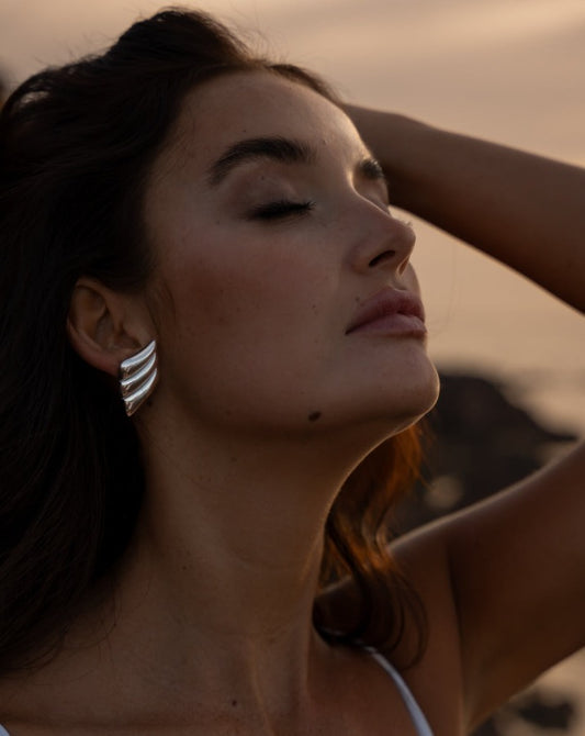 ODILIA GOLD STUD EARRINGS