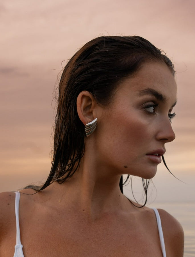 ODILIA GOLD STUD EARRINGS