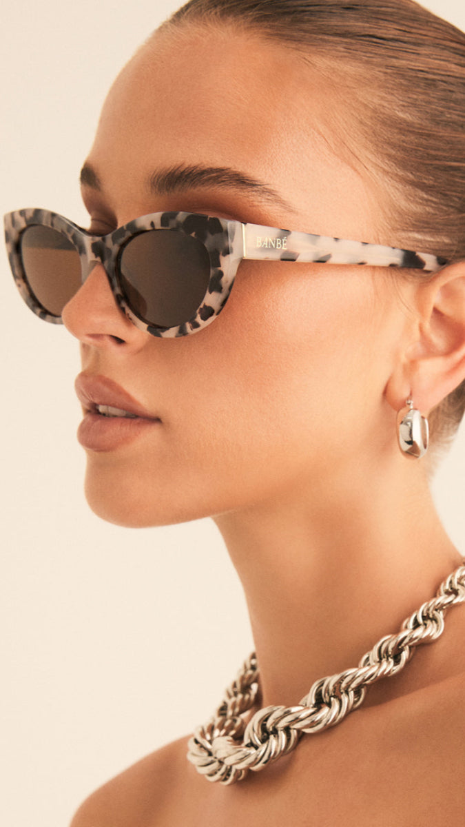 THE ESTELLA BLONDE TORT-CHOC SUNGLASSES